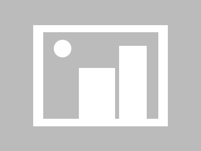 NBA现场画面曝光，詹姆斯替补席反应耐人寻味